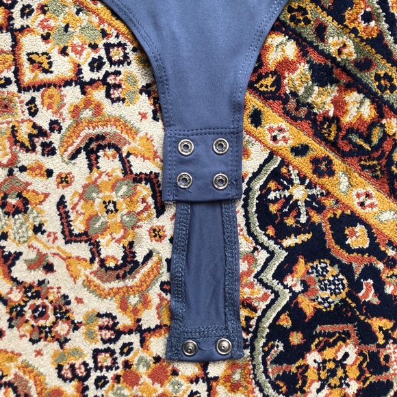 DYNAMITE Knot Shoulder Bodysuit - Picture 5 of 5